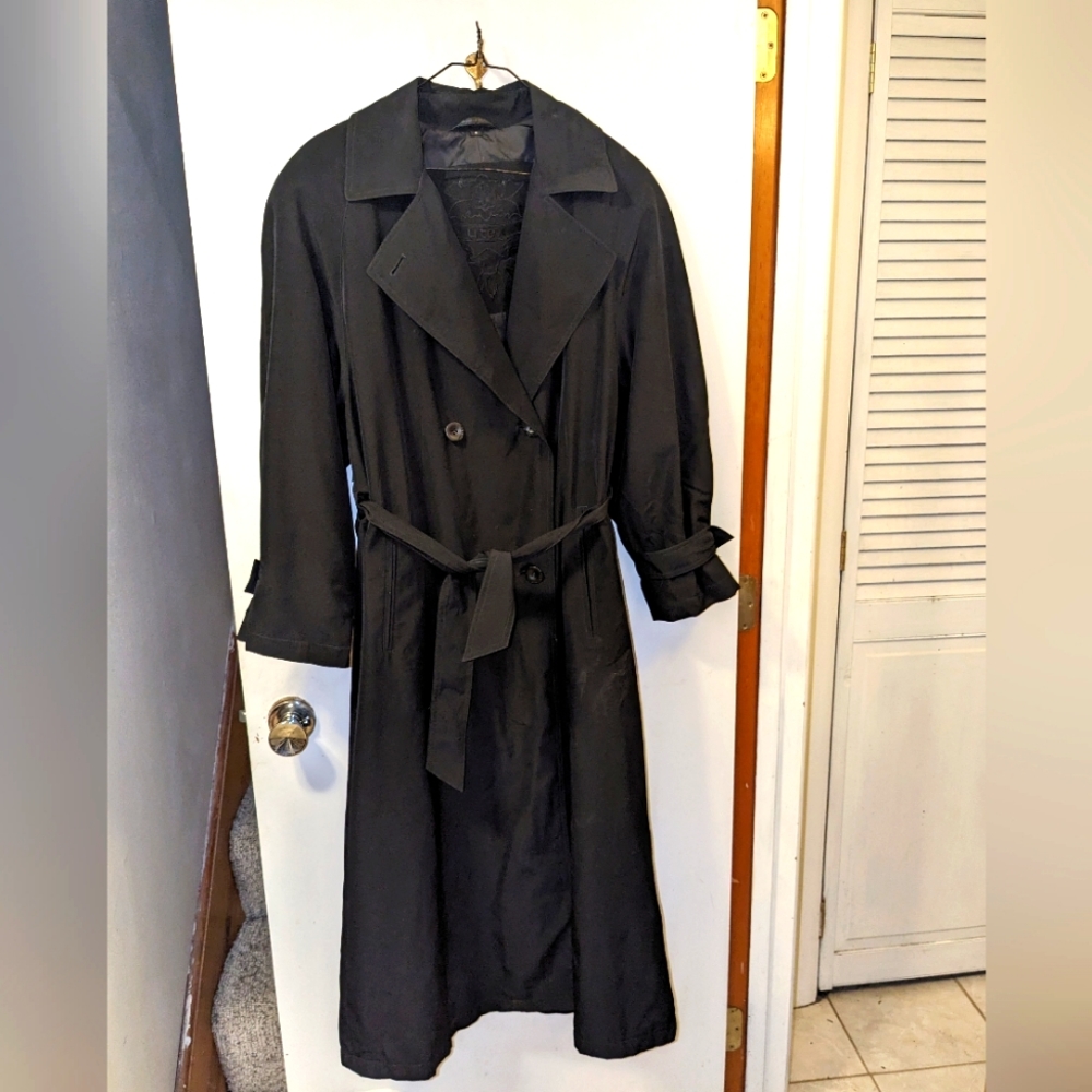 Utex Weekend Wear Double Breasted Black Trench Coat Size 4